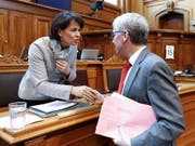 Möchte den Sitz von Bundesrätin Doris Leuthard nicht beerben: Der Obwaldner Ständerat Erich Ettlin (CVP) gab am Donnerstag, bekannt, dass er nicht kandidieren wird. (Bild: KEYSTONE/PETER KLAUNZER)