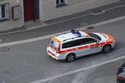 Die Polizei suchte vorerst nach weiteren möglichen Verdächtigen. (Bild: Geri Holdener)