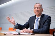 Der Schaffhauser Ständerat Hannes Germann an der Pressekonferenz vom Freitag zum Finanzausgleich (Bild: Keystone/Anthony Anex)