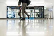 Das Einkaufszentrum Shopville im Hauptbahnhof Zürich. Bild: Christian Beutler/Keystone (Zürich, 14. Juli 2014)