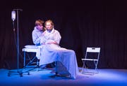 David (Simon Keller) und Sandra (Petra Effinger) leben in einer gefährlichen Beziehung. (Bild: Thomas Hary)