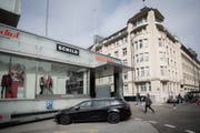 Eine deutsche Gastro-Kette wird an der südöstlichen Ecke des Einkaufszentrums Neumarkt ein Restaurant eröffnen. (Bild: Ralph Ribi - 19. Oktober 2018)