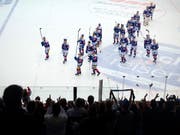 Ein Sieg der guttut: In Kloten darf nach dem Cupsieg über Biel endlich wieder gejubelt werden (Bild: KEYSTONE/MELANIE DUCHENE)