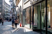 Blick in die Weggisgasse: Sie könnte künftig in der Tourismuszone liege. (Bild: Nadia Schärli (Luzern, 22. Oktober 2018))