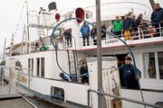 Legt vorläufig zum letzten Mal in Luzern an: Das Dampfschiff «Stadt Luzern» Bild: Corinne Glanzmann (Luzern, 21. Oktober 2018)