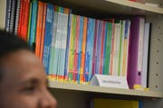 In einem Kurszimmer beim Amt für Gesellschaft und Integration am Kasernenplatz 4. (Bild: Mathias Frei)