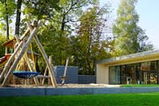 Vor drei Jahren wurde der Kindergarten Weinburg eröffnet. Beim Schulhaus Wehrli soll nun ein baugleicher entstehen. (Bild: PD)
