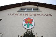 Das Gemeindehaus in Güttingen: Für den Gemeinderat wird noch ein Kandidat gesucht. (Bild: Nana do Carmo)