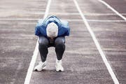 Geht das Blut in die Muskeln, fehlt es im Darm – Störungen treten vor allem bei Laufsportlern auf. (Bild: Getty)