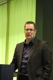 Werner Jauch, Vorsitzender Geschäftsleitung EWA: «Die Wasserkraft ist von grosser Bedeutung. Neben den Wasserzins- und den Steuereinnahmen schafft sie Arbeitsplätze.» (Bild: Paul Gwerder, 24. Oktober 2018)