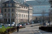 Das Theilerhaus an der Zuger Hofstrasse. (Bild: Stefan Kaiser (Zug, 6. Februar 2018))