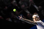 Roger Federer während des Spiels gegen den Franzosen Gilles Simon. (Bild: Daniela Frutiger/freshfocus)