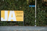 Der St.Galler Gewerbeverband hat sich nur knapp für die Selbstbestimmungs-Initiative ausgesprochen. (Bild: Peter Schneider/Keystone)