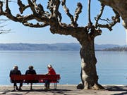 Schweizerinnen und Schweizer können sich in Europa der höchsten Lebenserwartung erfreuen. Schweizweit am längsten leben im Schnitt die Tessiner. (Bild: KEYSTONE/GAETAN BALLY)
