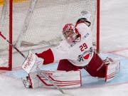 Lausannes Goalie Luca Boltshauser pariert einmal mehr. (Bild: KEYSTONE/MARCEL BIERI)