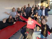 Die Teenies freuen sich zusammen mit den Erwachsenen Initianten auf ihren Anlass. (Bild: Martina Eggenberger)