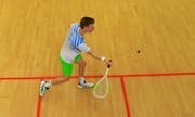 Yannick Wilhelmi siegt in der NLA im Court und hat nun auch die Jahreswertung des Europäischen Squash Verbandes in der Kategorie U19 gewonnen. (Bild: Robert Kucera)