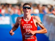 Max Studer setzte sich im Weltcup im südkoreanischen Tongyeong im Zweier-Sprint gegen einen Franzosen durch (Bild: KEYSTONE/VALENTIN FLAURAUD)