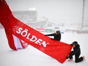 In Sölden mussten die Sachen wie im Vorjahr ohne Männer-Riesenslalom gepackt werden (Bild: KEYSTONE/EPA KEYSTONE/GIAN EHRENZELLER)