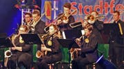 Die MSW Big Band aus Waghäusel in voller Action bei einem Auftritt in Deutschland. (Bild: PD)