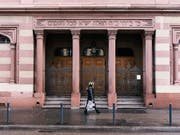 Mit Überwachungskameras gesichert: die Synagoge der Israelitischen Cultusgemeinde Zürich. (Bild: KEYSTONE/CHRISTIAN BEUTLER)