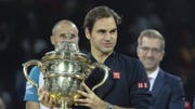 Roger Federer nach seinem Turniersieg in Basel. (Bild: Keystone)