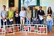 Das Siegerbild (von links): Lars Wicki, Cédric Renggli, Jenny Bossert, Livio Erni, Jens Weisskopf, Robin Schnider, Silvan Kronenberg und Noëlle Bösch. (Bild:PD)