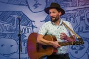 Shem Thomas zog das Publikum in der Ermitage in seinen Bann. (Bilder: Marc Riesen (Beckenried, 26. Oktober 2018))
