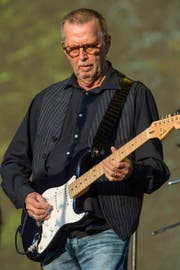 Auch mit 73 Jahren tritt Clapton noch auf.