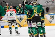 Die Thurgauer bejubeln Melvin Merolas Treffer zum 4:1. (Bild: Andy Müller/freshfocus)