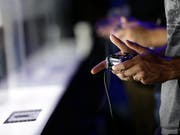 Die Spielekonsole Playstation 4 ist für Sony eine Gewinnmaschine. (Bild: KEYSTONE/AP/JAE C. HONG)