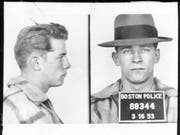 Polizeifotos von James «Whitey» Bulger aus dem Jahr 1953. (Bild: Keystone/AP Boston Police)