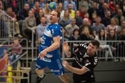 Ein Bild aus der letzten Saison: Peter Schramm (links) im Dress des HC Kriens-Luzern. (Bild: Boris Bürgisser (Kriens, 13. April 2018))