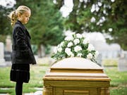 Nicht alles kann man erklären, reden sollte man mit Kindern aber doch darüber. (Bild: Getty)