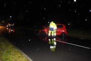 Das vom 96-Jährigen gelenkte Auto prallte von hinten auf das Auto der Frau, die nach links abbiegen wollte. (Bild: Kantonspolizei)