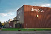 Die Produktionshallen der Denipro ganz im Westen von Weinfelden. (Bild: Mario Testa)