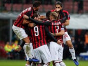 Ricardo Rodriguez und Co. bejubeln das 2:1 von Alessio Romagnoli (Bild: KEYSTONE/AP/ANTONIO CALANNI)