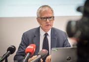 Hanspeter Uster präsentiert den Schlussbericht Hefenhofen in Frauenfeld. (Bild: Andrea Stalder)