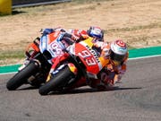 Marc Marquez hält seinen WM-Rivalen Andrea Dovizioso in Schach (Bild: KEYSTONE/EPA EFE/ANTIONIO GARCIA)
