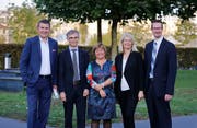 Der neue Zuger Stadtrat (von links): André Wicki, Karl Kobelt, Vroni Straub-Müller, Eliane Birchmeier und Urs Raschle. (Bild: Stefan Kaiser (Zug, 7. Oktober 2018))