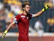 FCZ-Goalie Yanick Brecher musste nach über 250 Minuten ohne Gegentreffer wieder hinter sich greifen (Bild: KEYSTONE/PETER KLAUNZER)
