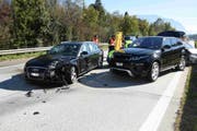 Drei Autos kollidierten auf der A13, HöheBuchs. (Bild: Kapo SG)