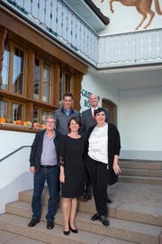 Der neue Gemeinderat in Steinhausen (von links); Hans Staub, Markus Amhof, Esther Rüttimann, Christoph Zumbühl und Carina Brüngger (Bild: Maria Schmid (Steinhausen, 7. Oktober 2018))