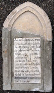 Der Gedenkstein, der an die getötete Frida erinnert, steht heute nicht mehr am Tatort, sondern im Museum in Lichtensteig. (Bild: PD)