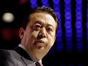 Ist möglicherweise innerchinesischen Machtkämpfen hinter den Kulissen zum Opfer gefallen: der von Peking entführte und zum Rücktritt gezwungene Interpol-Chef Meng Hongwei. (Bild: KEYSTONE/AP/WONG MAYE-E)