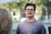 Daniel Graf beim Kampagnenstart gegen die Sozialdetektive in Luzern. (Bild: ky)