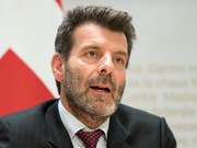 Der Schweizer EU-Chefunterhändler Roberto Balzaretti hat sich am Montag in Brüssel vor EU-Abgeordneten mit Blick auf die Verhandlungen über ein institutionelles Rahmenabkommen optimistische gezeigt. (Bild: KEYSTONE/PETER SCHNEIDER)