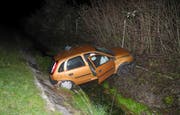 Das Auto landete im Mülibachkanal.