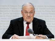 Diplomatischer Erfolg für Bundesrat Johann Schneider-Ammann: Die Schweiz und Indonesien haben sich auf ein Freihandelsabkommen geeinigt. (Bild: KEYSTONE/PETER KLAUNZER)