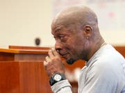 Akzeptiert auch 78 Millionen Dollar als Entschädigung: der krebskranke Kläger gegen den Chemieriesen Monsanto, Dewayne Johnson. (Bild: KEYSTONE/AP Pool AFP/JOSH EDELSON)